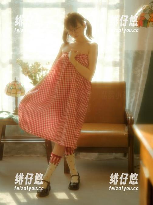 幼水铃衣的图包不只是JK，私房小蛋糕也让人垂涎