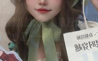 呜呜，戚顾儿的天使私房图包，让我想起我家的小猫——小可爱但也捣蛋！