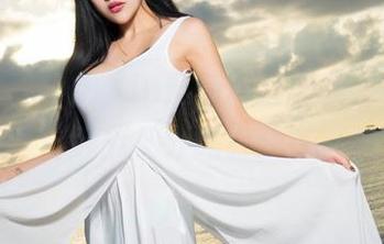 推女神 – 小九Vin最新黑丝图集上线，咦，这样穿能加分吗？我在算数。