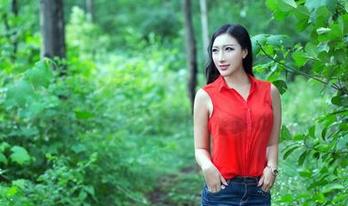 推女郎 – 谭冰：当秘书的另一种“风范”，私拍套图，办公室也能很有趣哦～