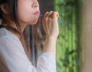 无颜小天使wy的职业装指南，作品集带你Redeem职场逗趣！