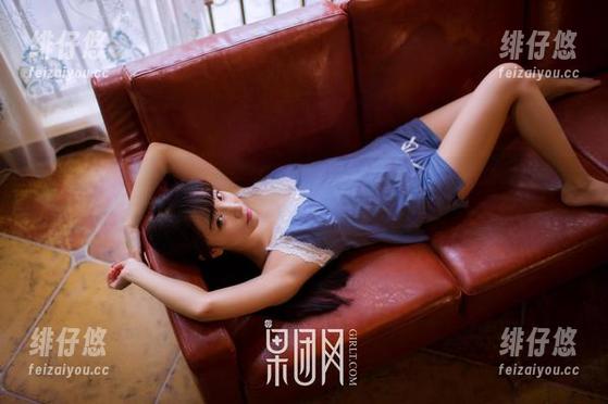 果团网 - 她在浴室的每一帧，网盘里的妲己_Toxic写真好像透着一点不敢言的暧昧。