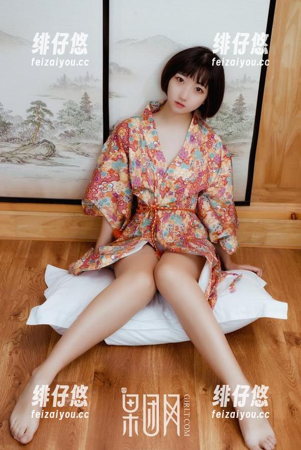 果团网 - 甩出一整本爱丽莎LISA的旅拍图集，光明正大地试图勾引你的视线