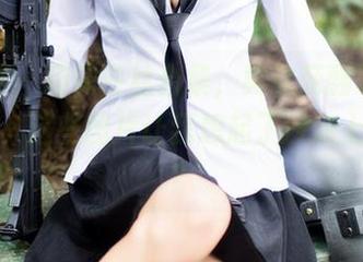 果团网 – 趣味白丝合集，黄歆苑翻转了我的审美，这些图片让我想起了沙滩上的海星？
