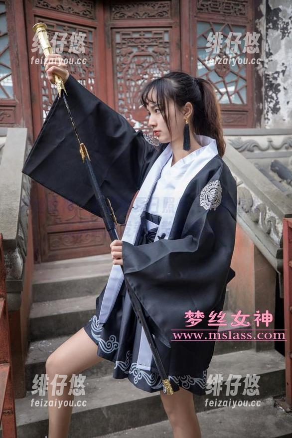 梦丝女神 - 宁夏的夏日照片，光影嬉戏，点滴都散发着懒散的气息。