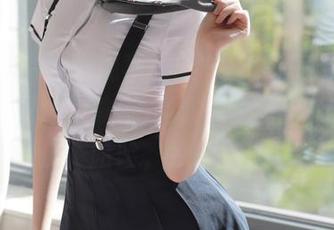 模范学院 – 发现李雅柔182CM的“柔”力：下载她的瑜伽写真集，边看边试图模仿，哈哈，别摔倒啊！