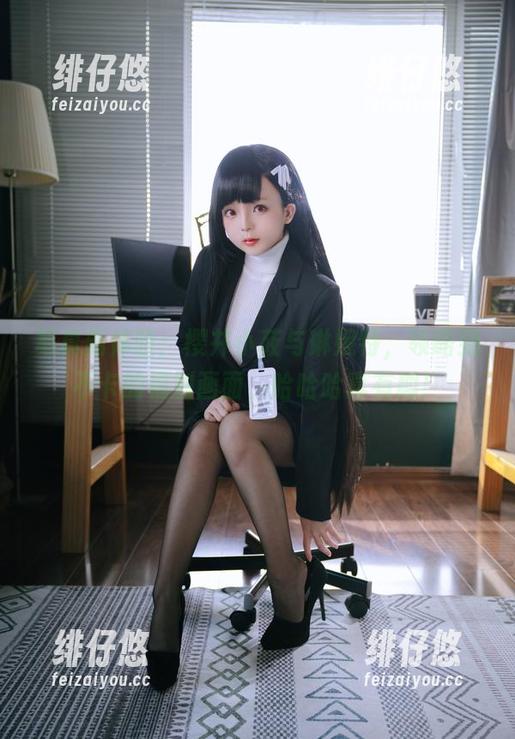 写真新体验：樱井小莜与琳妮特，领略到不卡的福利画面，哈哈哈真有趣！