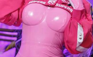 图库杂谈：樱落Selena和她的华甲僵尸们，好玩得飞起来