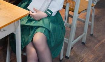 清水由乃的双人套图，分享的时机到了，ta们之间的微妙关系真让人唏嘘啊。