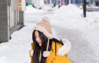 爱蜜社 – 小九月的“运动”写真，身姿有劲儿，真想问她是怎么练出这腿的？