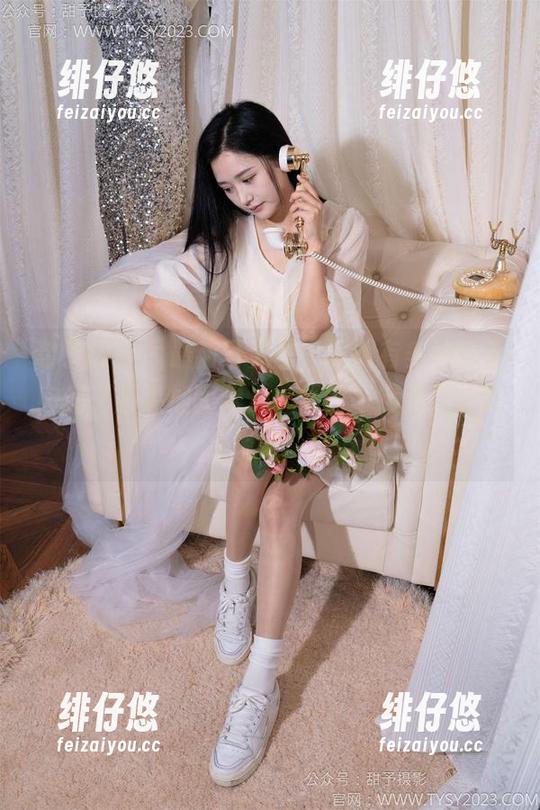 甜予摄影 - 最新写真里，澜澜有多钟情于肉丝（脚尖加固款），大家一定要“让脚尖说话”！