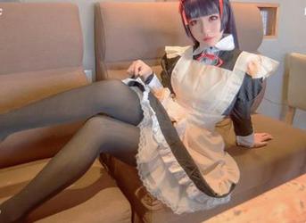 白易子教主的修女私拍，让我对‘神圣’有了新定义，套图！