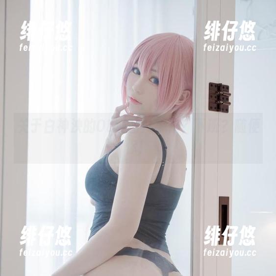 关于白神泱的OL套图：工作？下班？随便你！