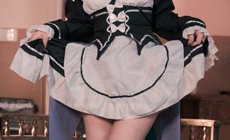 白莉爱吃巧克力的照片，甘雨如此绚丽，高清成就让人无话可说