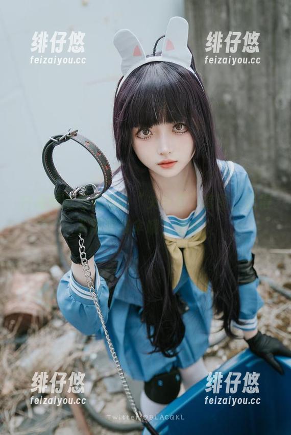 白莉爱吃巧克力的“关小雨”套图，记得下雨要带伞哦，哈哈！