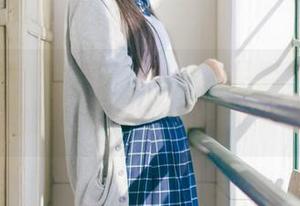 私拍中的神乐坂真冬与花前月醉，如何把盛开的花给拍成‘醉’？