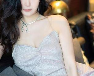 秀人网 – 定制你的视角：yoo优优的性感作品，难道要我捡回去？