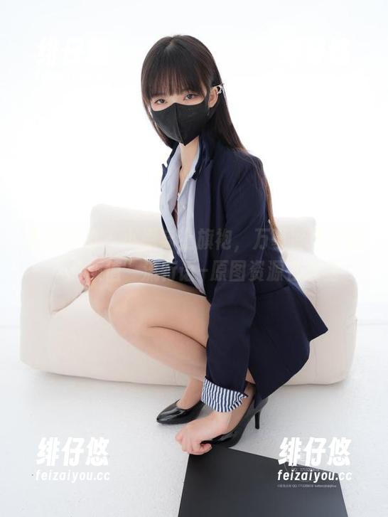 紧急企划 - 小恩穿上旗袍，万事皆可打成“高颜值”流行语–原图资源在这里