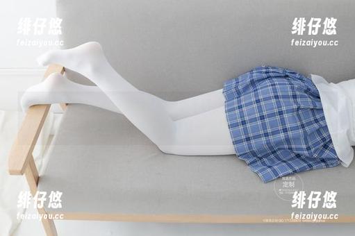 紧急企划 - 听说小恩的网球经典很不错，图片追寻完美，结果我在原图里捡到了一丝毫不在意的随意。