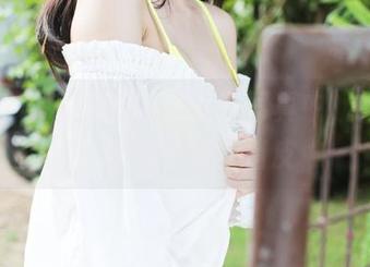 美媛馆 – 在王馨瑶的女友写真中，找出那一抹不经意的俏皮