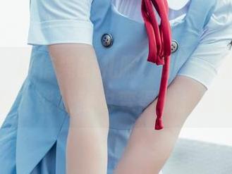 菠萝社 – 柳侑绮的礼服，原图直击！这裙子能不能让我也变得优雅些呢？