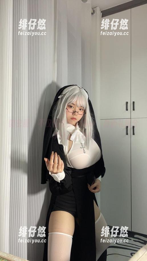 葱油饼er 微密圈 - 不仅仅是葱油饼er,最新礼服分享让人分心!