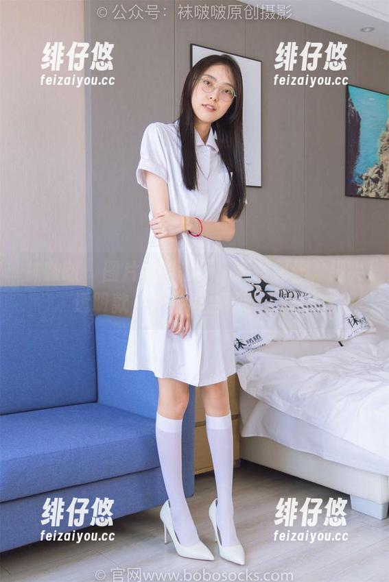 袜啵啵 - 图片里的稚予：超薄黑丝，脚尖透明款，果然适合轻装上阵！