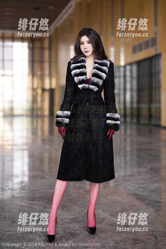 语画界-Angela小热巴 语画界 - Angela小热巴的婀娜多姿合集,晓得不?这才是最不像“宅”男小心脏的样子!