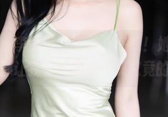 语画界 – 李丽莎，女孩，在线！她的每一张原图都让我有种想要一探究竟的冲动。