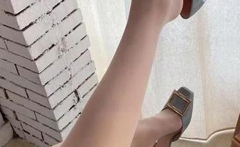 微密圈 – 软妹小九九修女写真，光荣与梦想的一场游戏。