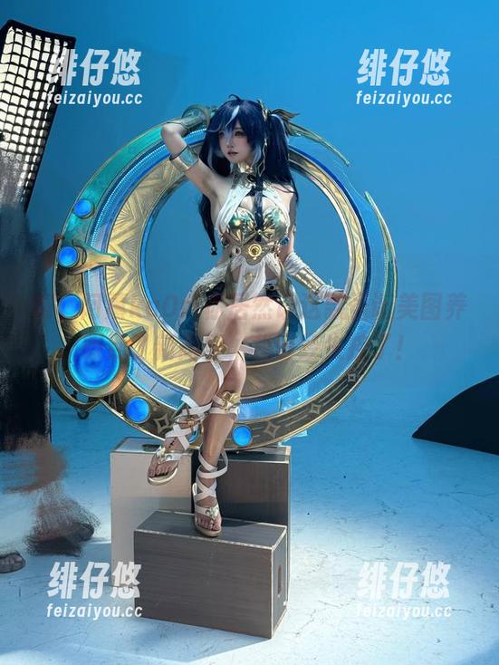 啊，阿薰kaOri你居然让这款圣诞美图养眼到了新高度，我已经失控了！