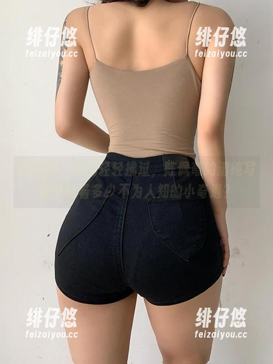微密圈 - 风儿轻轻拂过，陈佩奇的清纯写真中藏着多少不为人知的小奇遇？
