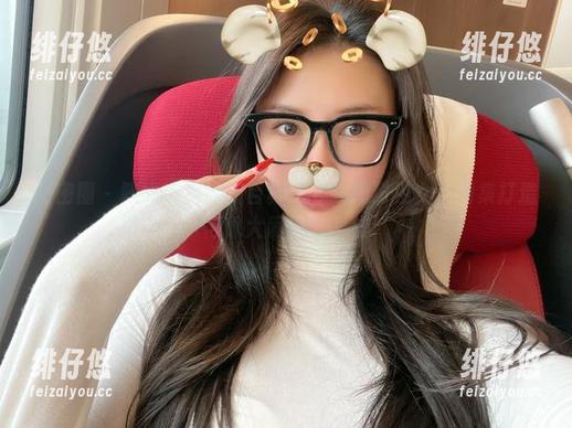微密圈 - 陈大小姐的新目标：在线把粉色女仆图集打造得像大闹天宫一样