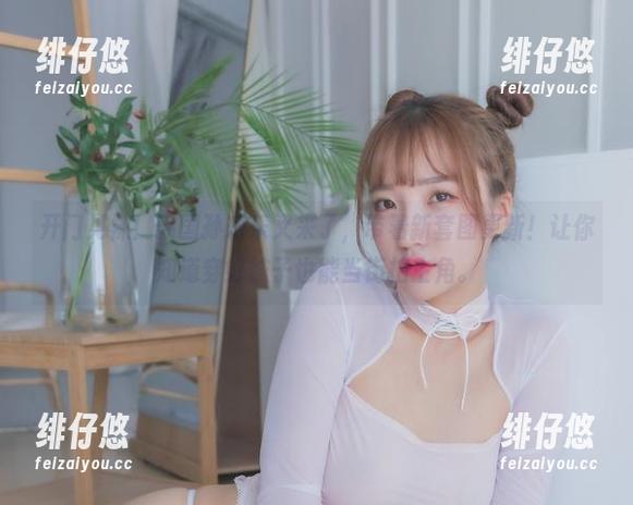 韩国孙乐乐 开门见袜!韩国孙乐乐又来了,带着新套图更新!让你知道穿好袜子也能当街拍主角。